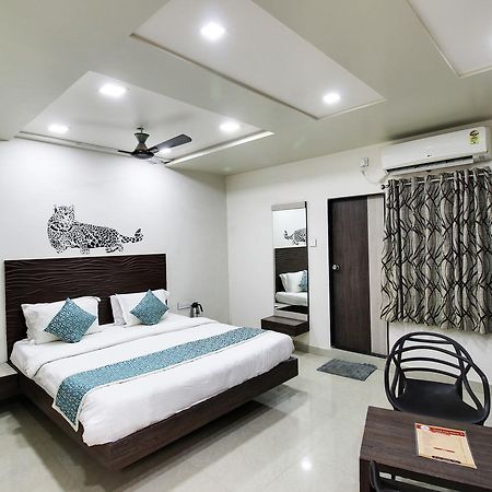 Daksh Hotel And Restaurant Talala Ngoại thất bức ảnh