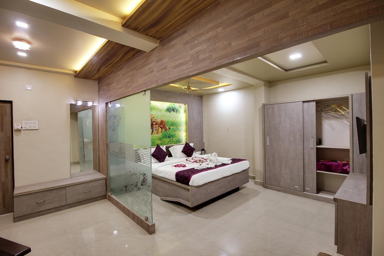 Daksh Hotel And Restaurant Talala Ngoại thất bức ảnh