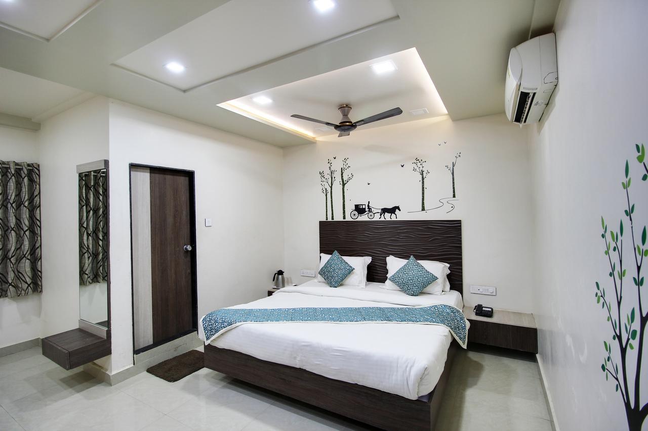 Daksh Hotel And Restaurant Talala Ngoại thất bức ảnh