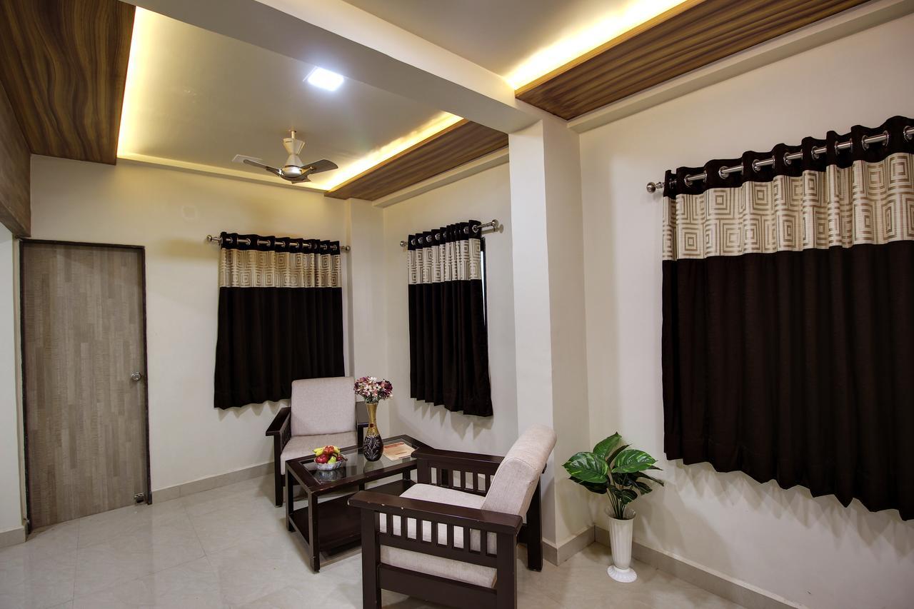 Daksh Hotel And Restaurant Talala Ngoại thất bức ảnh
